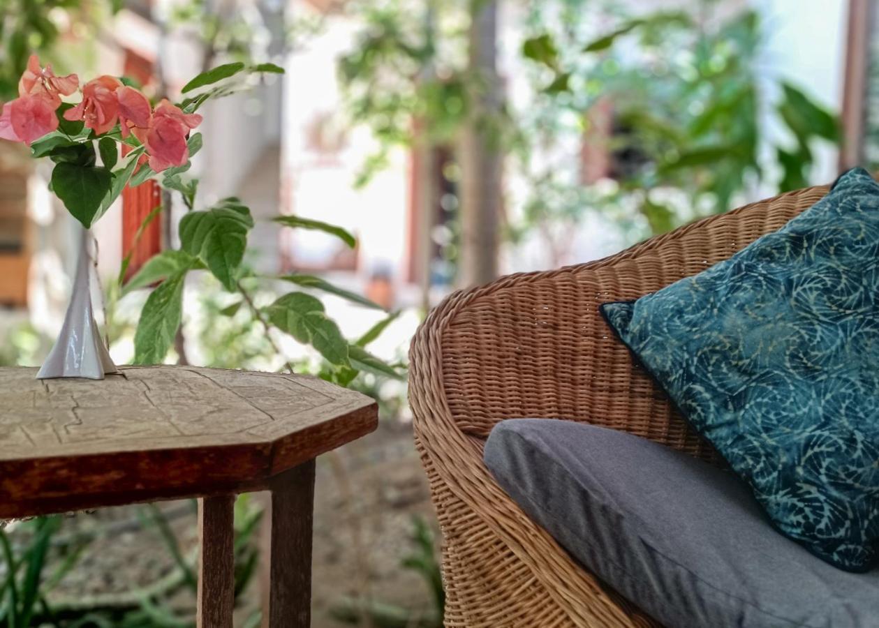 Hotel Soraya Yoga Wellness Center Gili Trawangan Exterior foto